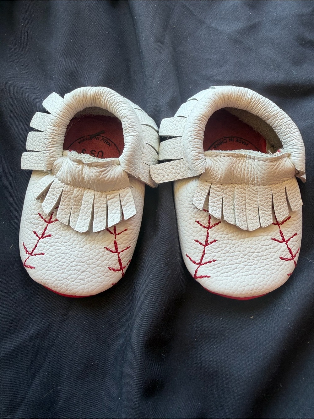 BirdRock Baby US 3 White/Red Leather Fringe Moccasin Slip On Baseball Shoes